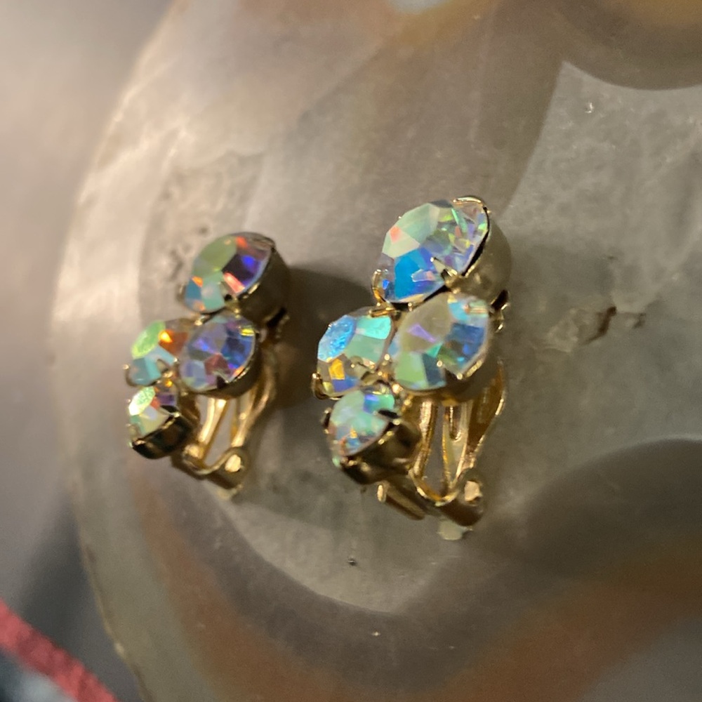 Sold in Bundle Vintage AB clip on earrings EUC 1” - Picture 7 of 12